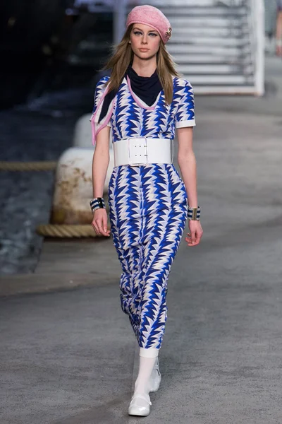 Look 66